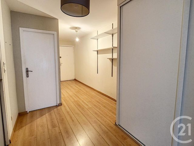 Appartement F2 à louer - 2 pièces - 57.46 m2 - NANCY - 54 - LORRAINE - Century 21 Joël Pierre Immobilier