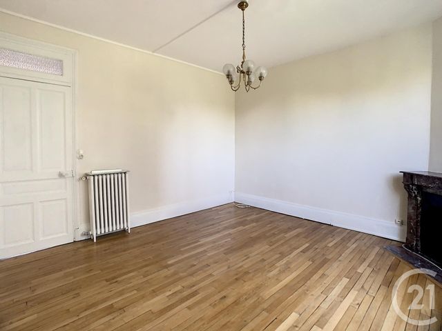 Appartement à louer - 3 pièces - 82.68 m2 - NANCY - 54 - LORRAINE - Century 21 Joël Pierre Immobilier