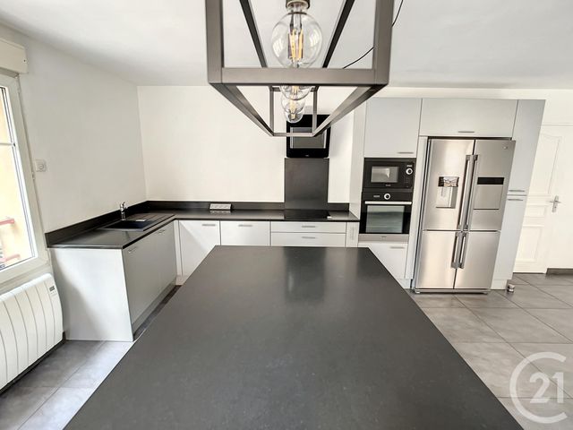 Afficher la photo en grand Appartement F3 à louer - 3 pièces - 81.19 m2 - NANCY - 54 - LORRAINE - Century 21 Joël Pierre Immobilier