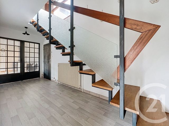 Appartement F6 à louer - 6 pièces - 135.78 m2 - VANDOEUVRE LES NANCY - 54 - LORRAINE - Century 21 Joël Pierre Immobilier