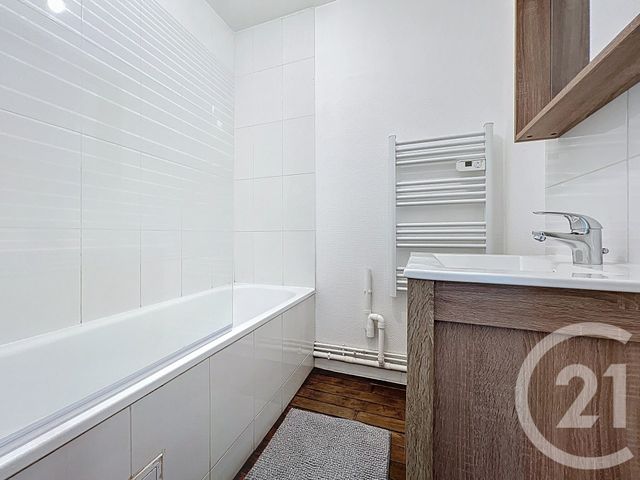 Appartement Studio à louer - 1 pièce - 28.7 m2 - NANCY - 54 - LORRAINE - Century 21 Joël Pierre Immobilier