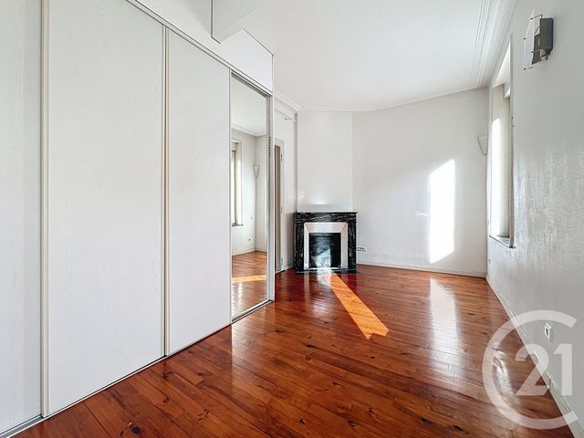 Appartement F3 à louer - 2 pièces - 66.0 m2 - NANCY - 54 - LORRAINE - Century 21 Joël Pierre Immobilier