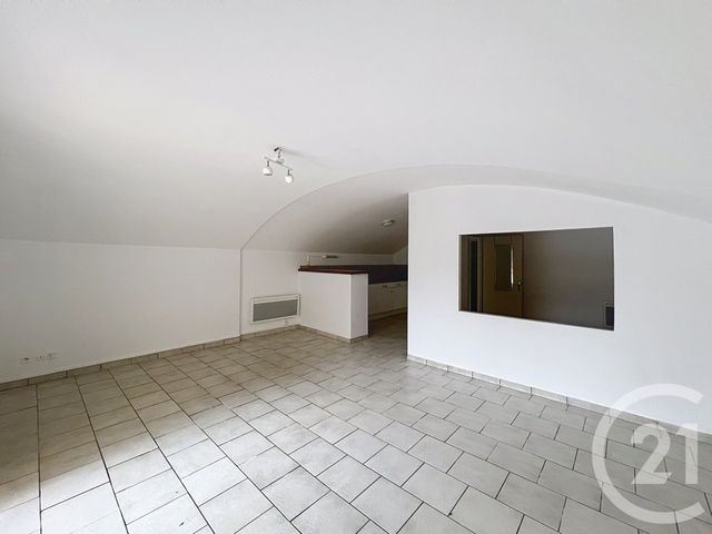 Appartement à louer - 2 pièces - 80.0 m2 - MAXEVILLE - 54 - LORRAINE - Century 21 Joël Pierre Immobilier
