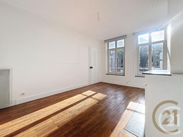 Afficher la photo en grand Appartement F2 à vendre - 2 pièces - 53.34 m2 - NANCY - 54 - LORRAINE - Century 21 Joël Pierre Immobilier