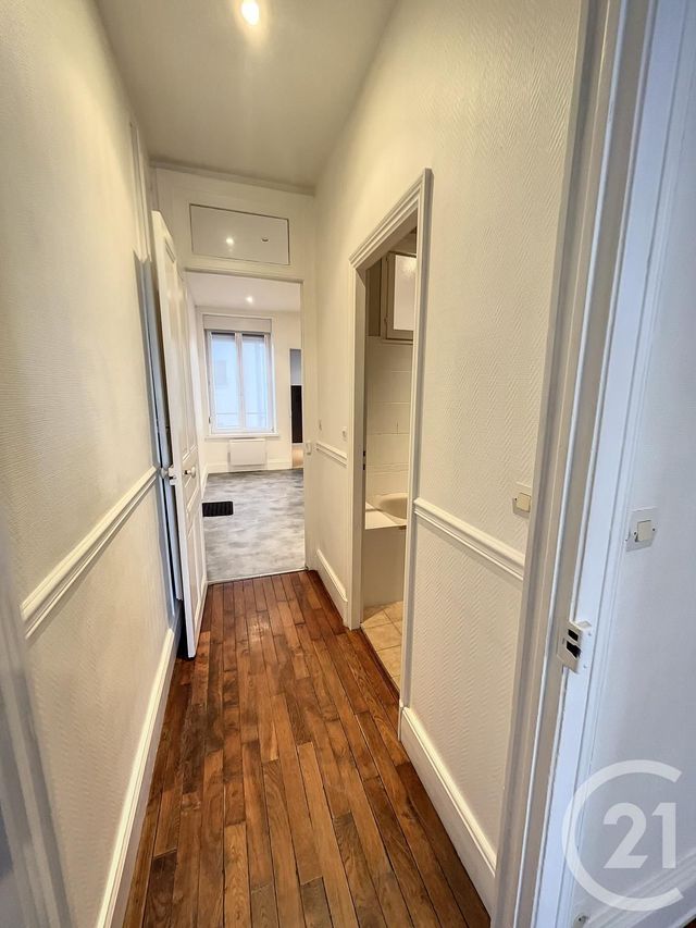 Afficher la photo en grand Appartement F2 à louer - 2 pièces - 38.43 m2 - NANCY - 54 - LORRAINE - Century 21 Joël Pierre Immobilier