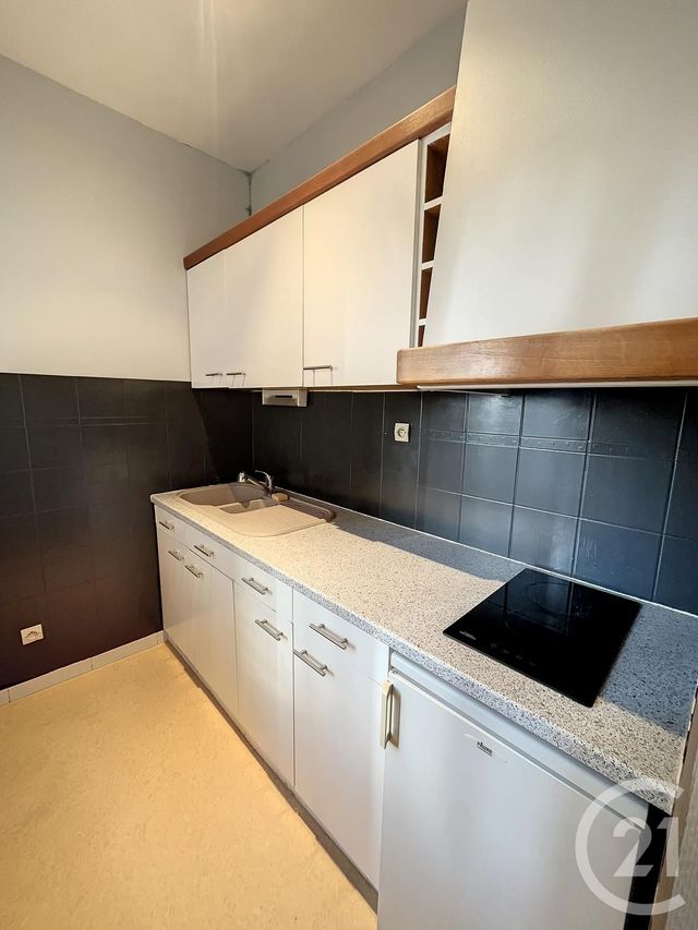 Afficher la photo en grand Appartement F2 à louer - 2 pièces - 38.43 m2 - NANCY - 54 - LORRAINE - Century 21 Joël Pierre Immobilier