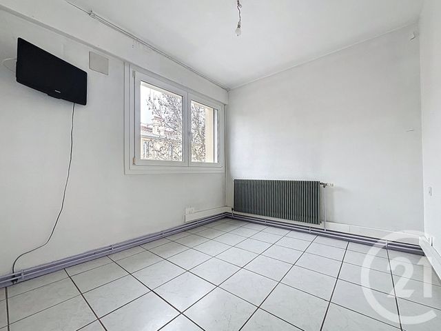 Appartement F2 à louer - 2 pièces - 46.17 m2 - NANCY - 54 - LORRAINE - Century 21 Joël Pierre Immobilier