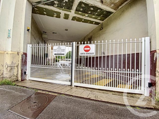 parking à louer - 12.0 m2 - NANCY - 54 - LORRAINE - Century 21 Joël Pierre Immobilier