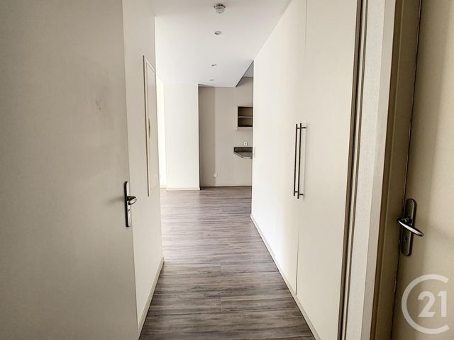 Appartement Duplex à louer - 2 pièces - 48.24 m2 - NANCY - 54 - LORRAINE - Century 21 Joël Pierre Immobilier