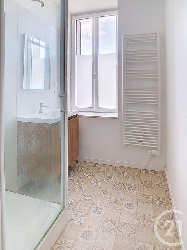 Appartement F2 à louer - 2 pièces - 50.45 m2 - NANCY - 54 - LORRAINE - Century 21 Joël Pierre Immobilier