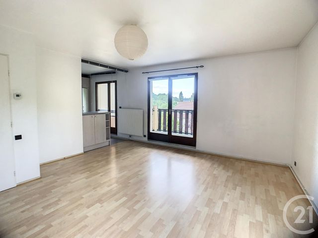 Appartement F3 à louer - 3 pièces - 61.9 m2 - VILLERS LES NANCY - 54 - LORRAINE - Century 21 Joël Pierre Immobilier