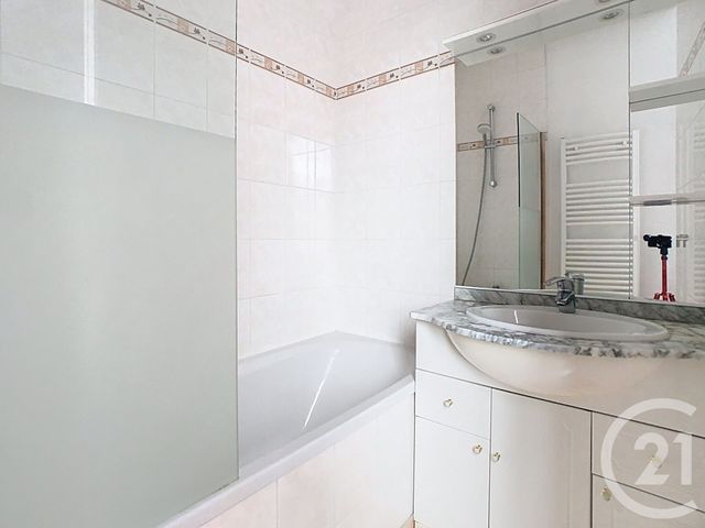 Appartement F2 à louer - 2 pièces - 42.94 m2 - NANCY - 54 - LORRAINE - Century 21 Joël Pierre Immobilier