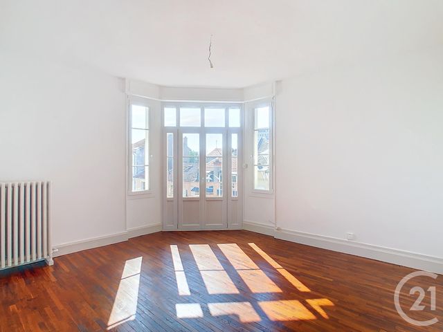 Appartement F3 à louer - 3 pièces - 66.89 m2 - NANCY - 54 - LORRAINE - Century 21 Joël Pierre Immobilier