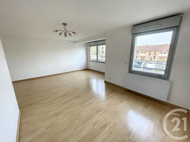 Appartement F2 à louer - 2 pièces - 58.43 m2 - NANCY - 54 - LORRAINE - Century 21 Joël Pierre Immobilier