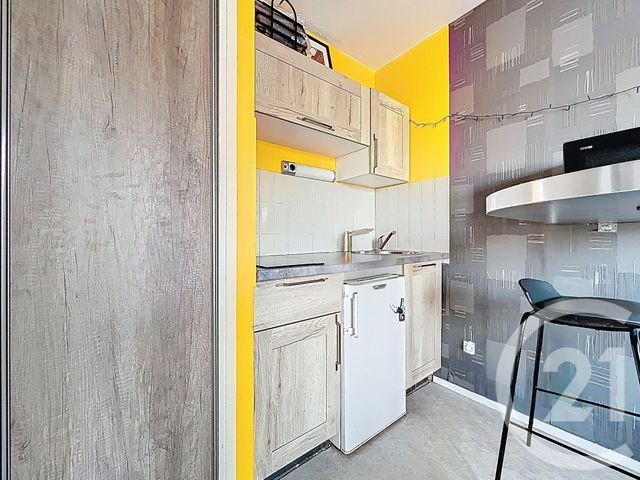 Appartement Studio à louer - 1 pièce - 18.38 m2 - NANCY - 54 - LORRAINE - Century 21 Joël Pierre Immobilier