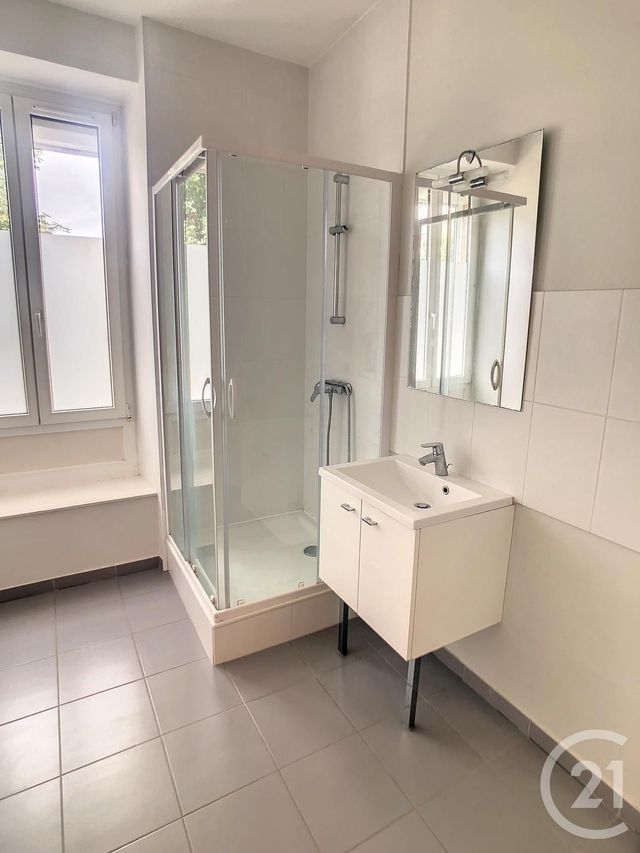 Appartement F2 à louer - 2 pièces - 39.97 m2 - NANCY - 54 - LORRAINE - Century 21 Joël Pierre Immobilier