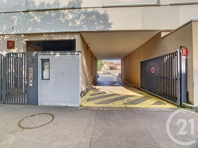 parking à louer - 12.0 m2 - NANCY - 54 - LORRAINE - Century 21 Joël Pierre Immobilier