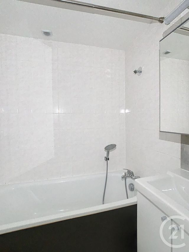 Appartement F3 à louer - 3 pièces - 50.08 m2 - NANCY - 54 - LORRAINE - Century 21 Joël Pierre Immobilier