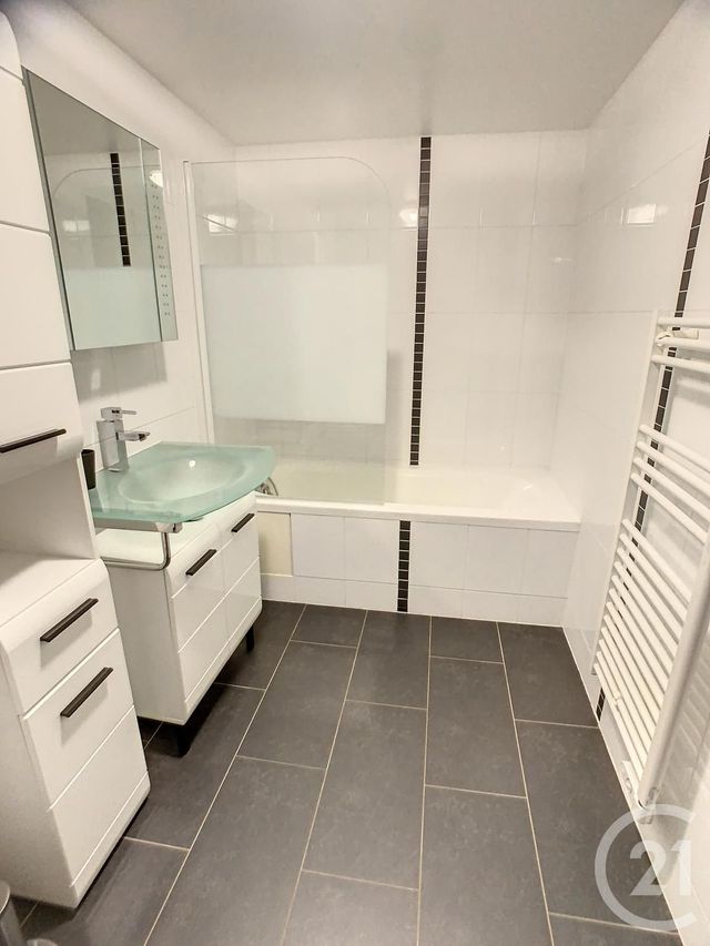 Appartement F1 à louer - 1 pièce - 38.54 m2 - NANCY - 54 - LORRAINE - Century 21 Joël Pierre Immobilier