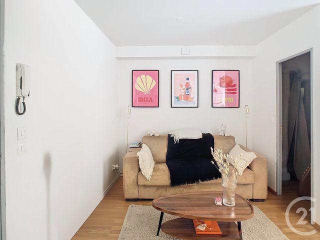 Appartement F1 à louer - 1 pièce - 28.6 m2 - NANCY - 54 - LORRAINE - Century 21 Joël Pierre Immobilier