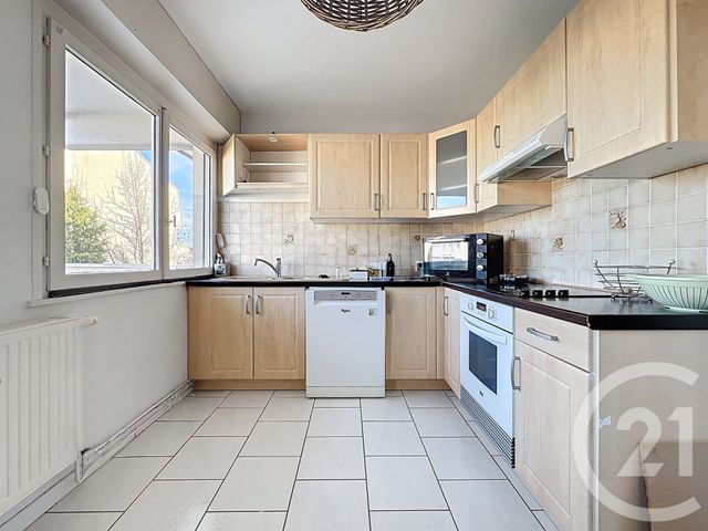 Appartement F4 à louer - 4 pièces - 80.37 m2 - VILLERS LES NANCY - 54 - LORRAINE - Century 21 Joël Pierre Immobilier