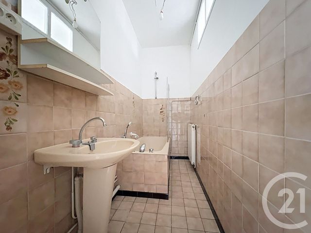 Appartement Triplex à louer - 4 pièces - 82.4 m2 - NANCY - 54 - LORRAINE - Century 21 Joël Pierre Immobilier