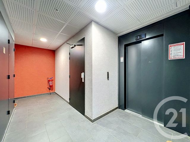 Appartement F2 à louer - 2 pièces - 43.0 m2 - VANDOEUVRE LES NANCY - 54 - LORRAINE - Century 21 Joël Pierre Immobilier