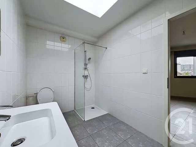 Appartement F2 à louer - 2 pièces - 43.0 m2 - VANDOEUVRE LES NANCY - 54 - LORRAINE - Century 21 Joël Pierre Immobilier