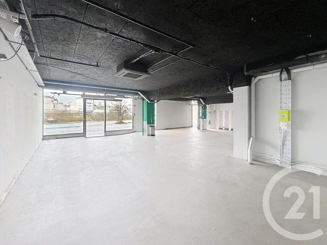 Appartement à louer - 2 pièces - 85.0 m2 - NANCY - 54 - LORRAINE - Century 21 Joël Pierre Immobilier