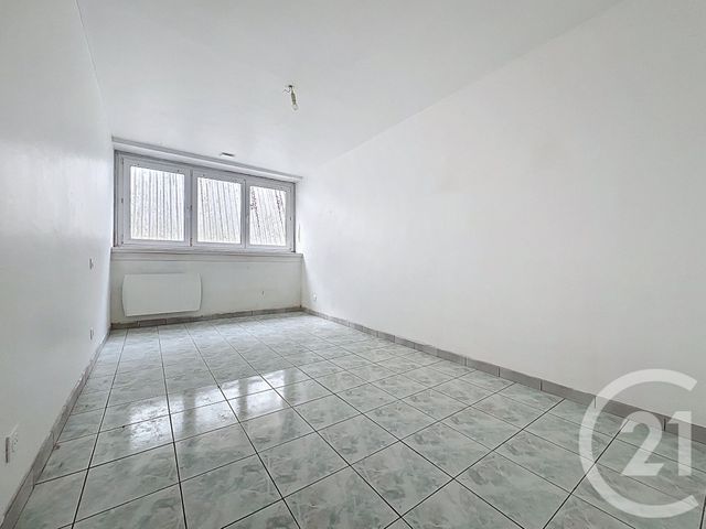 Appartement F3 à louer - 3 pièces - 116.79 m2 - LAXOU - 54 - LORRAINE - Century 21 Joël Pierre Immobilier