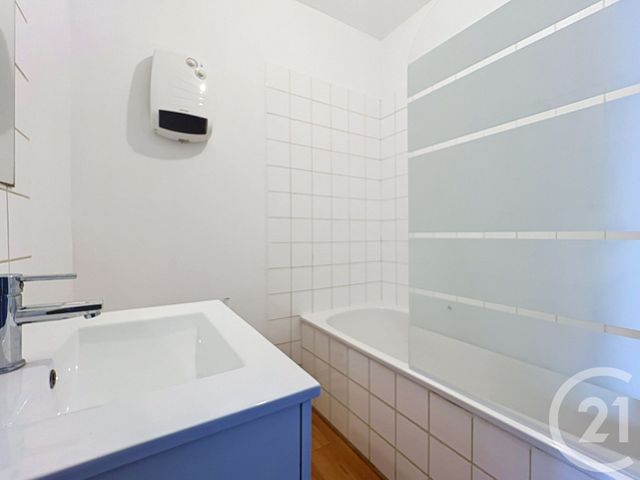 Appartement Studio à louer - 1 pièce - 26.0 m2 - NANCY - 54 - LORRAINE - Century 21 Joël Pierre Immobilier