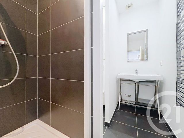 Appartement F2 à louer - 2 pièces - 42.39 m2 - NANCY - 54 - LORRAINE - Century 21 Joël Pierre Immobilier