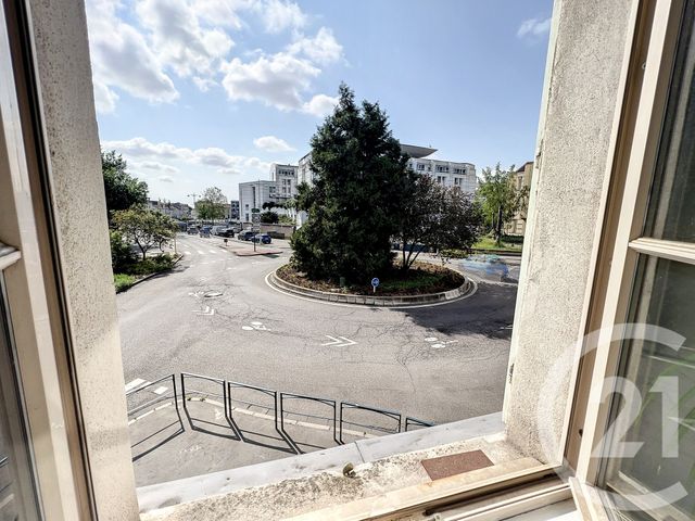 Appartement F2 à louer - 2 pièces - 42.39 m2 - NANCY - 54 - LORRAINE - Century 21 Joël Pierre Immobilier