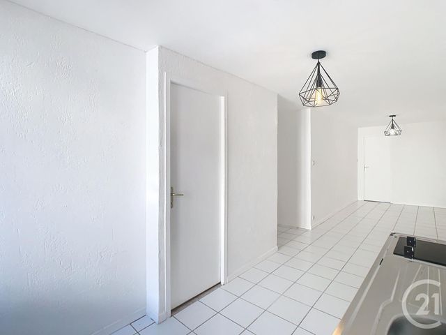 Appartement F2 à louer - 2 pièces - 36.5 m2 - LIVERDUN - 54 - LORRAINE - Century 21 Joël Pierre Immobilier