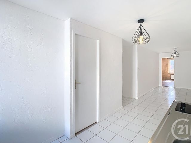 Appartement F2 à louer - 2 pièces - 36.5 m2 - LIVERDUN - 54 - LORRAINE - Century 21 Joël Pierre Immobilier