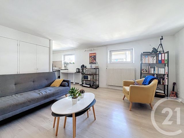 Appartement F3 à louer - 3 pièces - 38.76 m2 - NANCY - 54 - LORRAINE - Century 21 Joël Pierre Immobilier