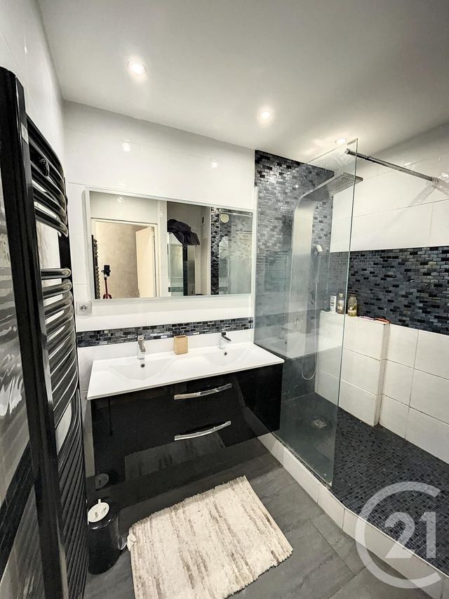 Appartement F2 à louer - 2 pièces - 47.93 m2 - NANCY - 54 - LORRAINE - Century 21 Joël Pierre Immobilier