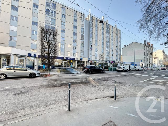 Appartement F2 à louer - 2 pièces - 47.93 m2 - NANCY - 54 - LORRAINE - Century 21 Joël Pierre Immobilier