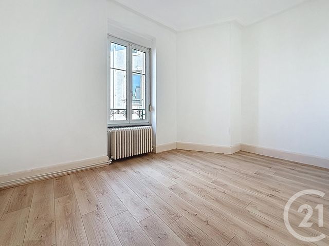 Appartement F4 à louer - 4 pièces - 72.7 m2 - NANCY - 54 - LORRAINE - Century 21 Joël Pierre Immobilier