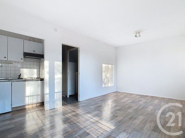 Appartement F1 à louer - 1 pièce - 27.14 m2 - NANCY - 54 - LORRAINE - Century 21 Joël Pierre Immobilier