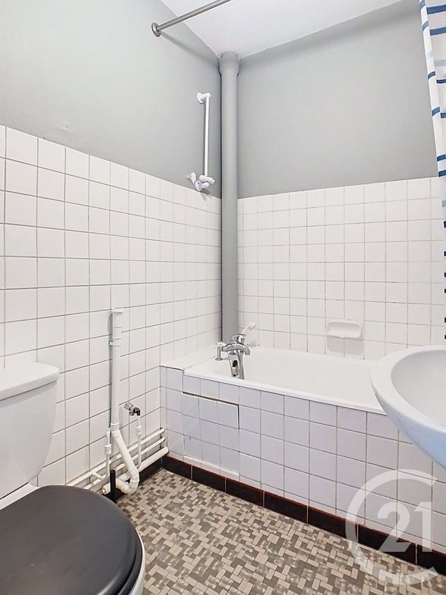 Appartement F1 à louer - 1 pièce - 27.14 m2 - NANCY - 54 - LORRAINE - Century 21 Joël Pierre Immobilier