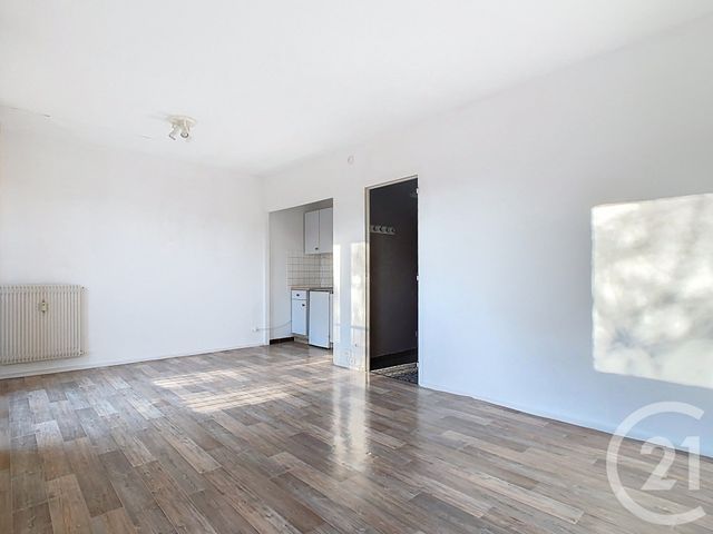 Appartement F1 à louer - 1 pièce - 27.14 m2 - NANCY - 54 - LORRAINE - Century 21 Joël Pierre Immobilier