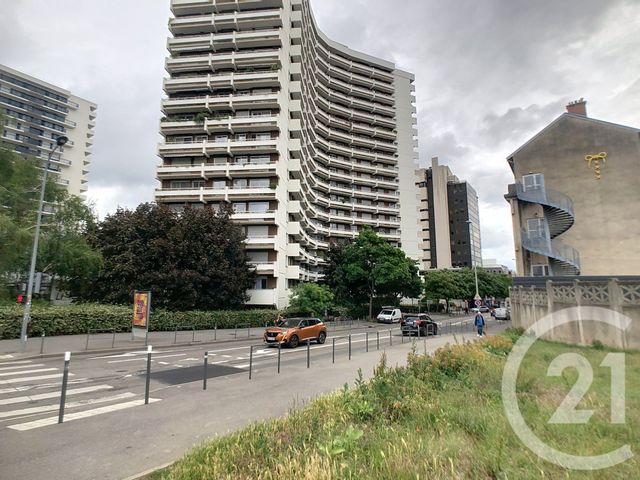 Appartement F2 à louer - 2 pièces - 48.06 m2 - NANCY - 54 - LORRAINE - Century 21 Joël Pierre Immobilier