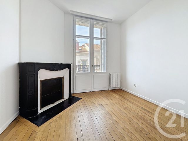 Appartement F4 à louer - 4 pièces - 93.38 m2 - NANCY - 54 - LORRAINE - Century 21 Joël Pierre Immobilier
