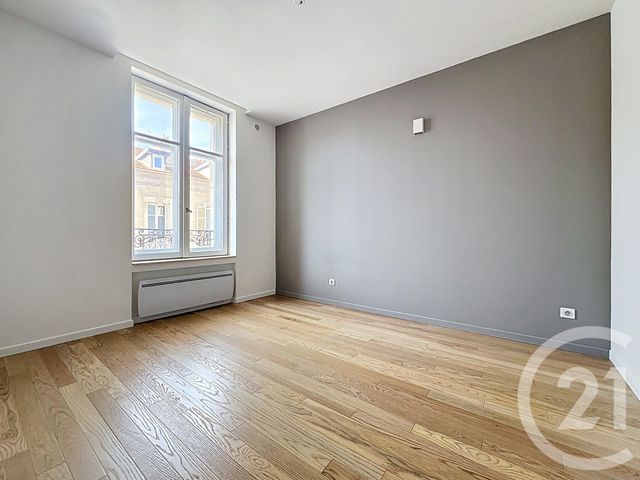 Appartement F4 à louer - 4 pièces - 93.38 m2 - NANCY - 54 - LORRAINE - Century 21 Joël Pierre Immobilier