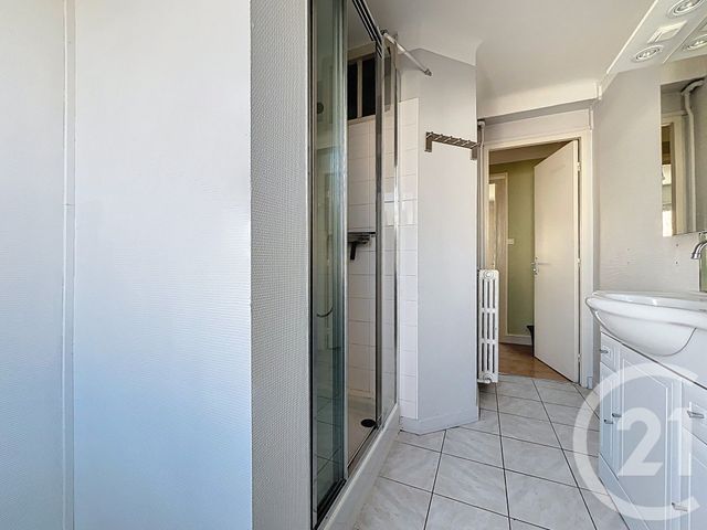 Appartement F3 à louer - 3 pièces - 58.01 m2 - NANCY - 54 - LORRAINE - Century 21 Joël Pierre Immobilier