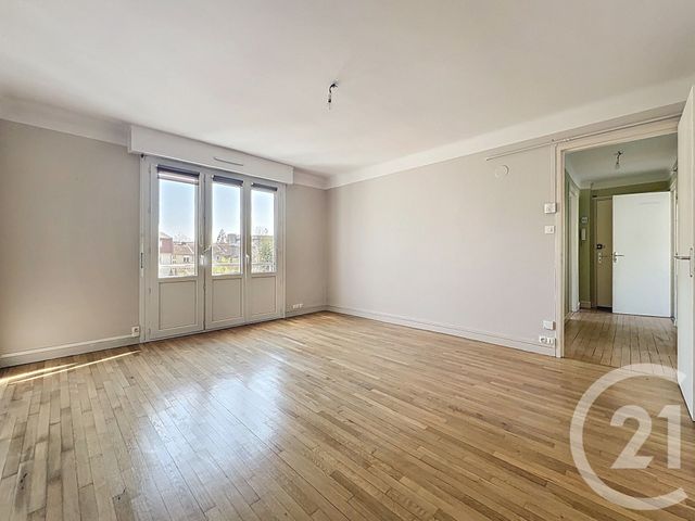 Appartement F3 à louer - 3 pièces - 58.01 m2 - NANCY - 54 - LORRAINE - Century 21 Joël Pierre Immobilier