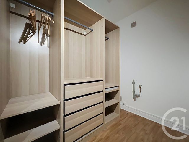 Appartement F2 à louer - 2 pièces - 48.96 m2 - NANCY - 54 - LORRAINE - Century 21 Joël Pierre Immobilier