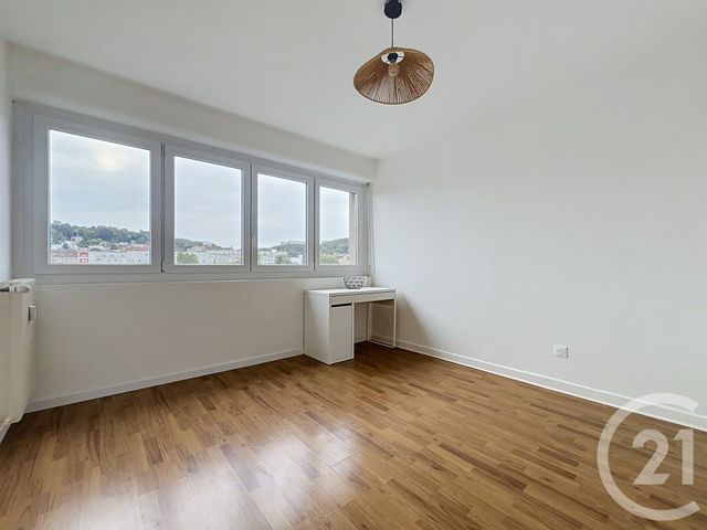 Appartement F2 à louer - 2 pièces - 48.96 m2 - NANCY - 54 - LORRAINE - Century 21 Joël Pierre Immobilier
