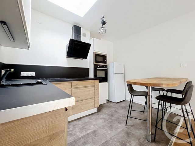 Appartement F2 à louer - 2 pièces - 48.96 m2 - NANCY - 54 - LORRAINE - Century 21 Joël Pierre Immobilier